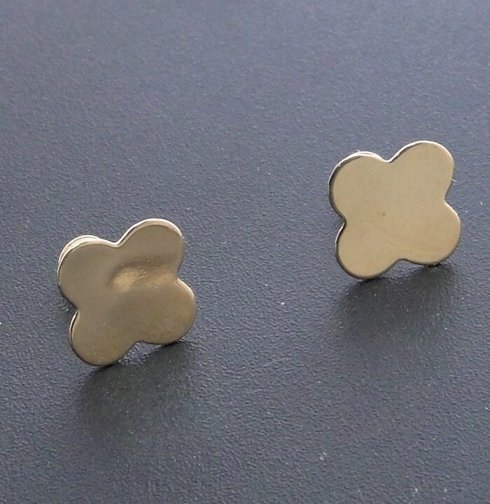 Par de Brincos Modelo Trevo de Ouro Amarelo